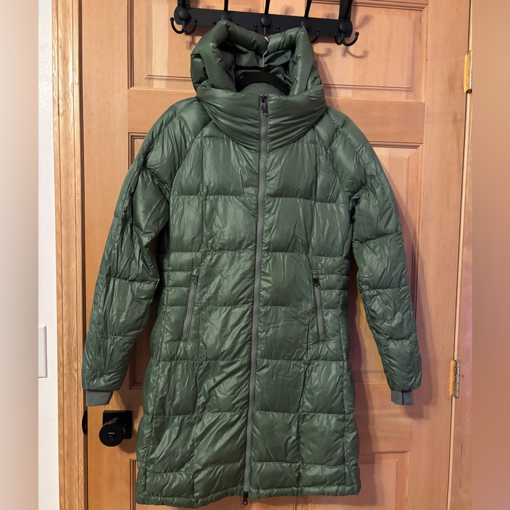 The North Face | Acropolis Down Parka Laurel Wreath Green - Picture 4 of 16